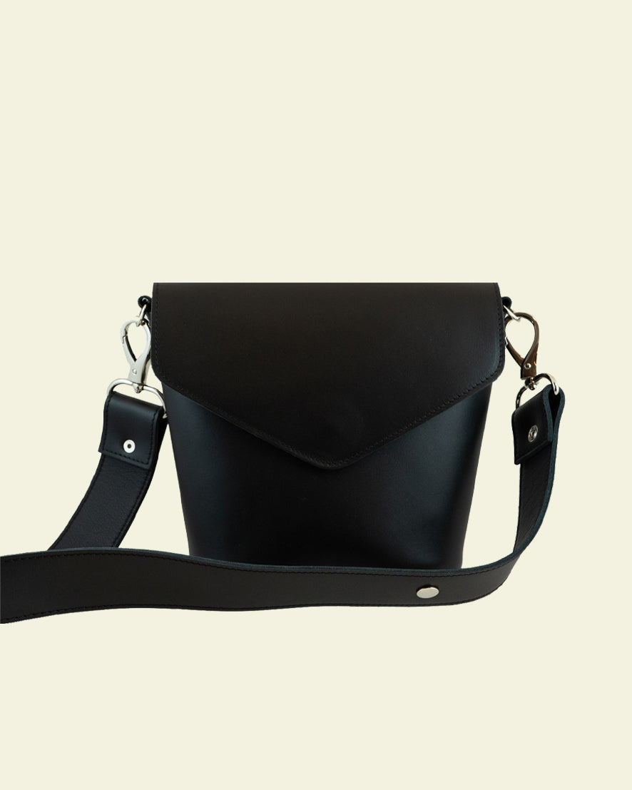 CARTA shoulder bag 